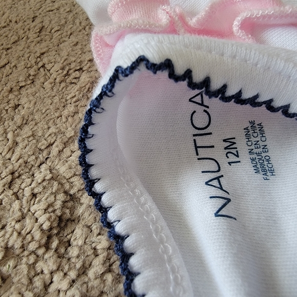 A one piecw body suit for baby girl. - Picture 2 of 2